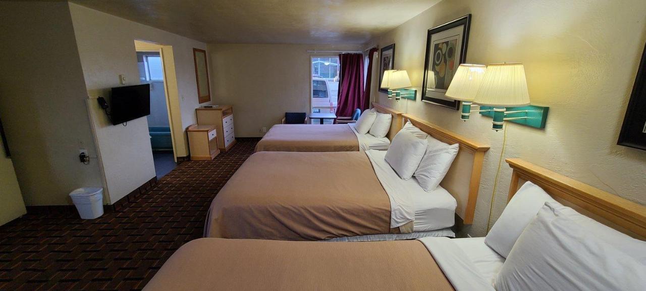 Economy Inn Reedsport Exteriör bild