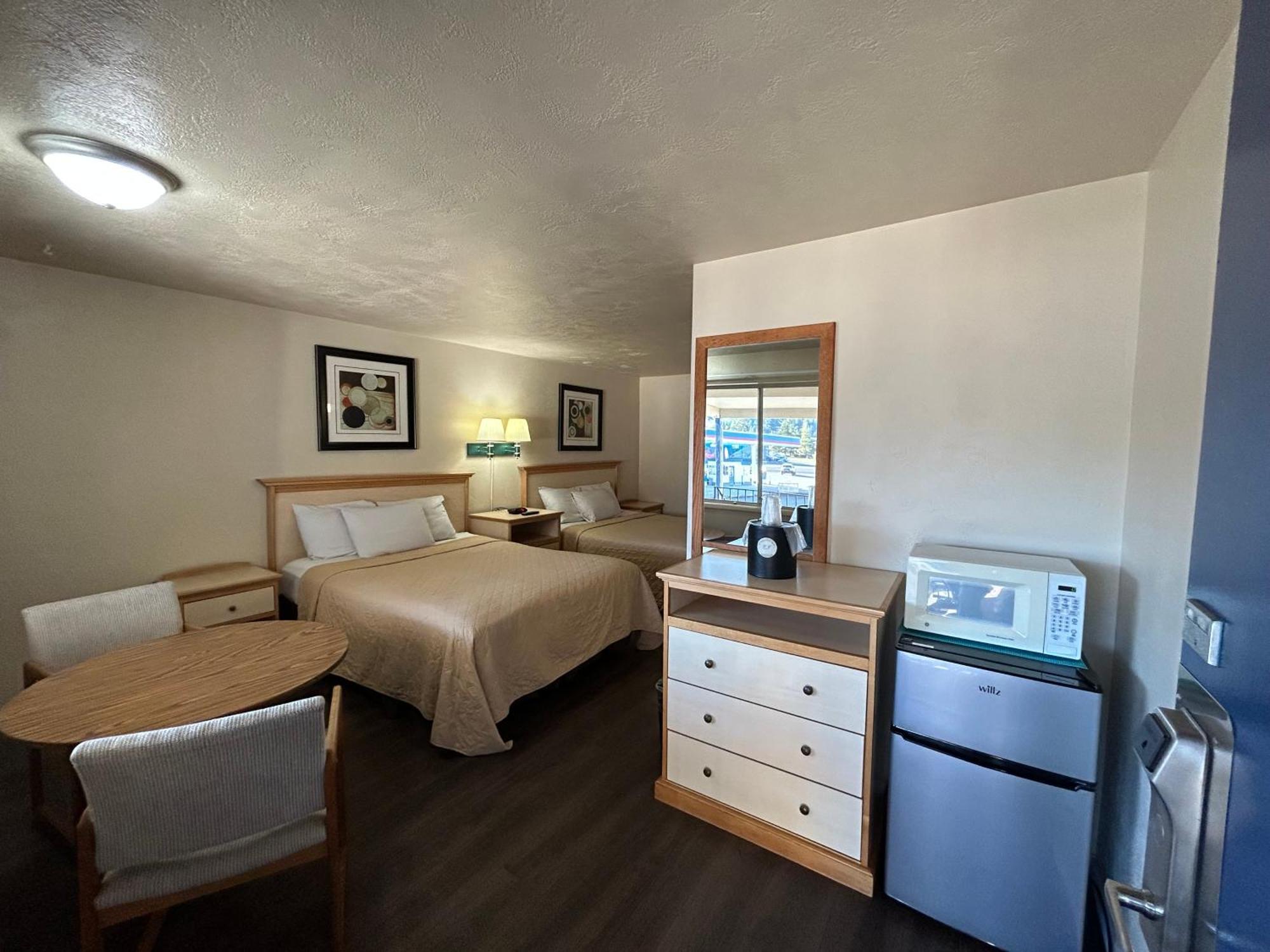 Economy Inn Reedsport Exteriör bild